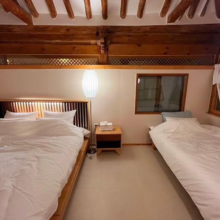 Dalbbit Hyang Hotel จอนจู ภายนอก รูปภาพ