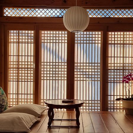 Dalbbit Hyang Hotel จอนจู ภายนอก รูปภาพ